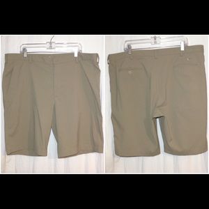 Men's Sz 42 Nike Golf Fit Dry Pinstripe Shorts
